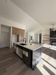522 Stonebridge dining and kitchen