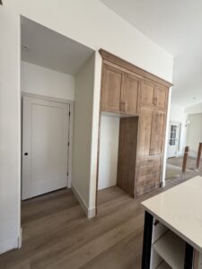 522 Stonebridge pantry