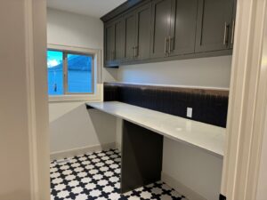 1662 Sandbar laundry counter