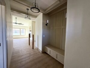 1684 Sandbar mudroom