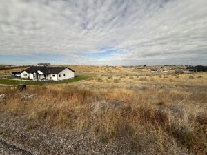6916 S Packbridge lot
